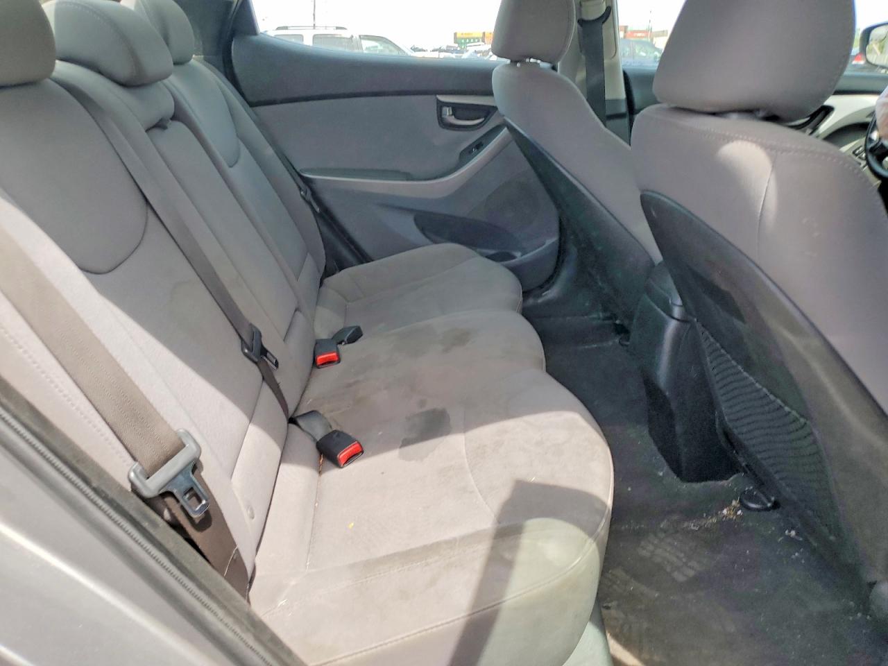 2014 HYUNDAI ELANTRA photo 28