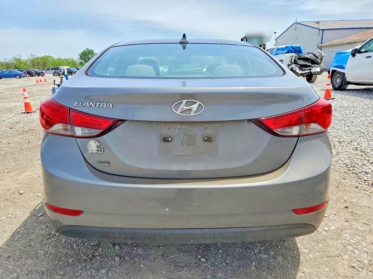 2014 HYUNDAI ELANTRA photo 16