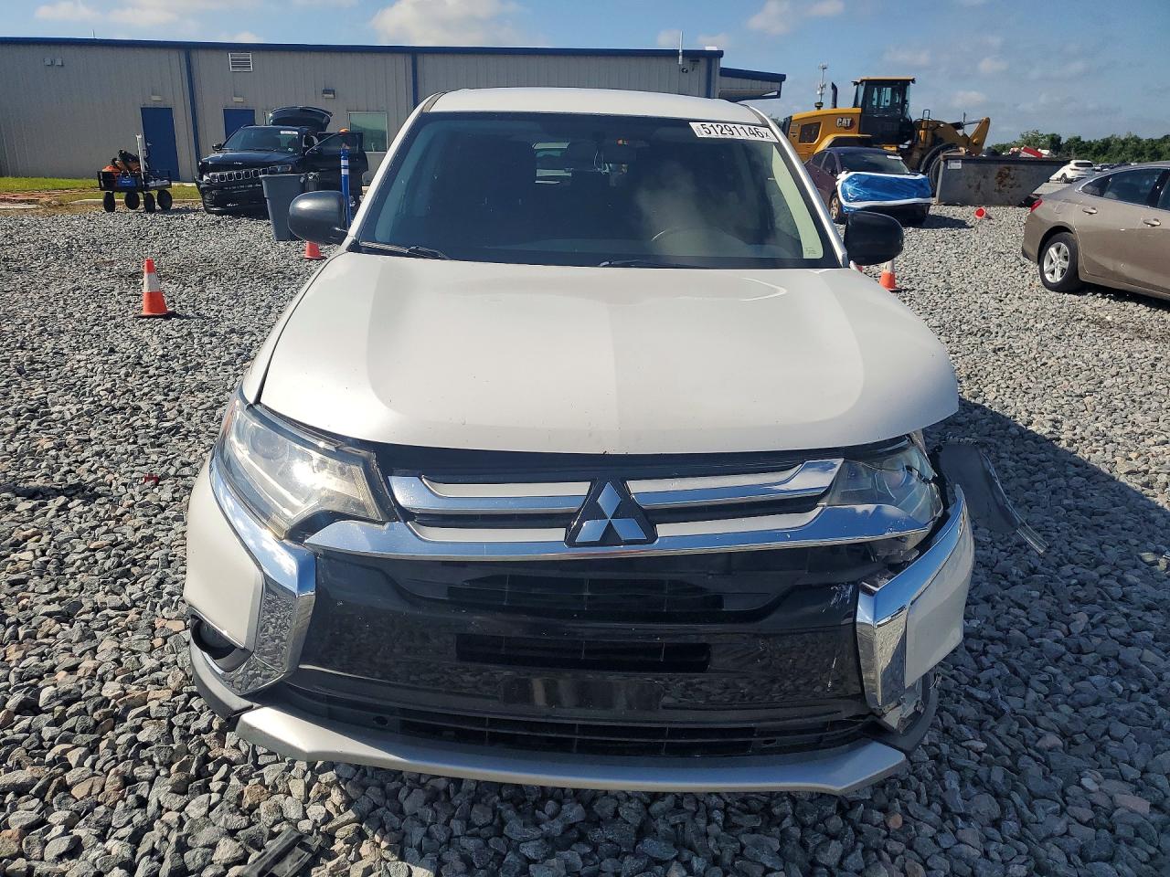 2017 MITSUBISHI OUTLANDER ES photo 13