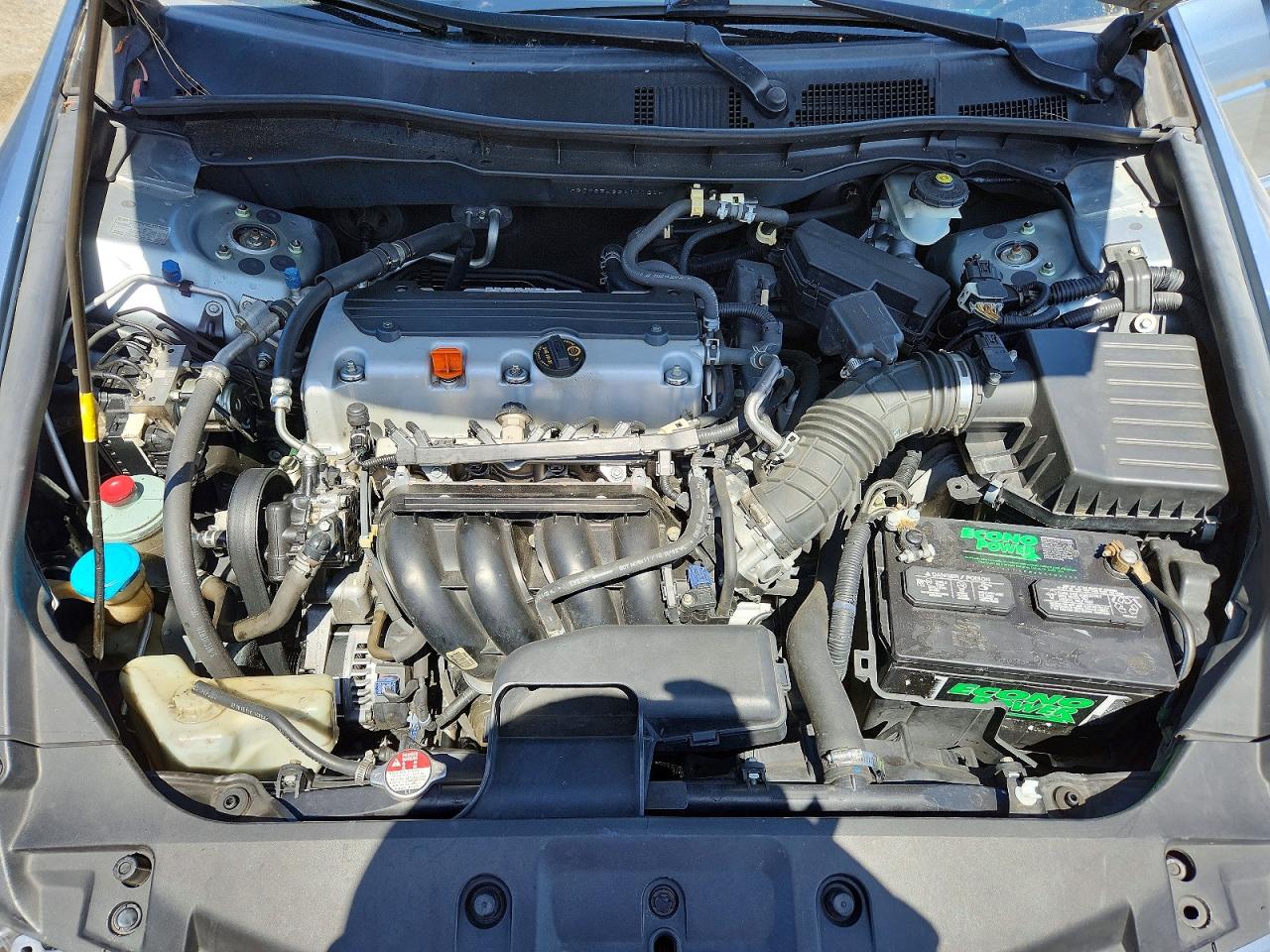 2011 HONDA ACCORD LXP photo 11
