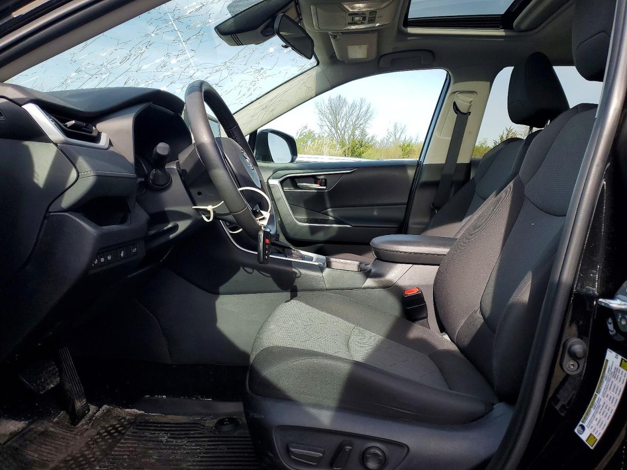 2024 TOYOTA RAV4 photo 7