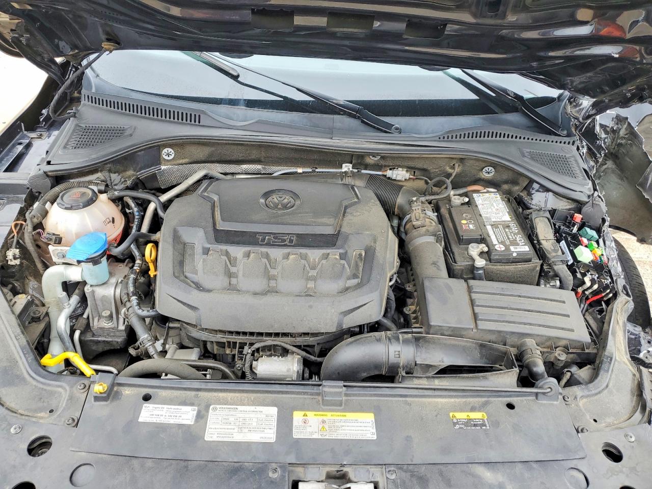 2021 VOLKSWAGEN PASSAT SE photo 21