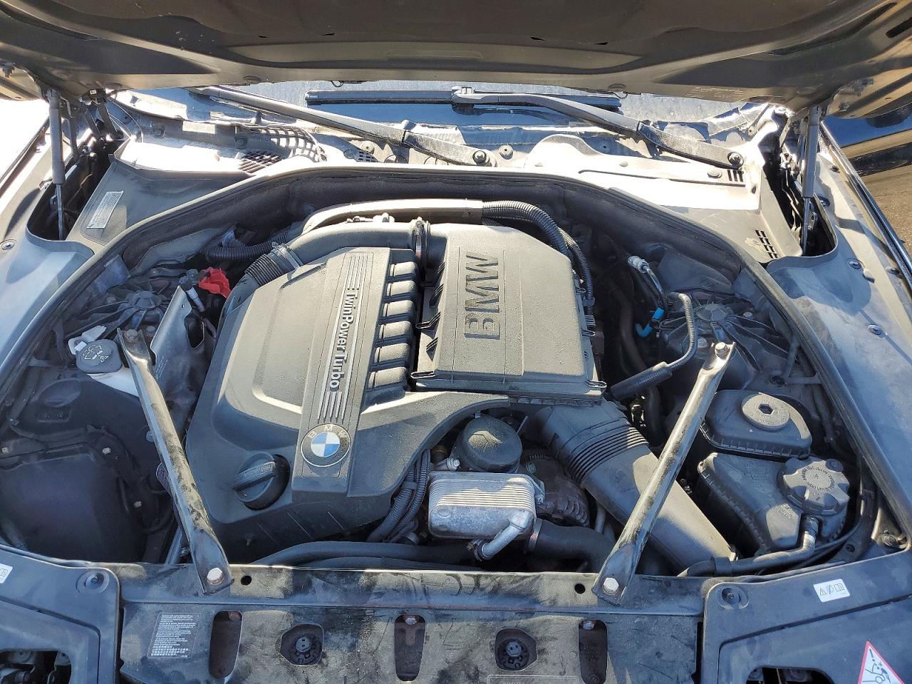 2011 BMW 535 XI photo 21