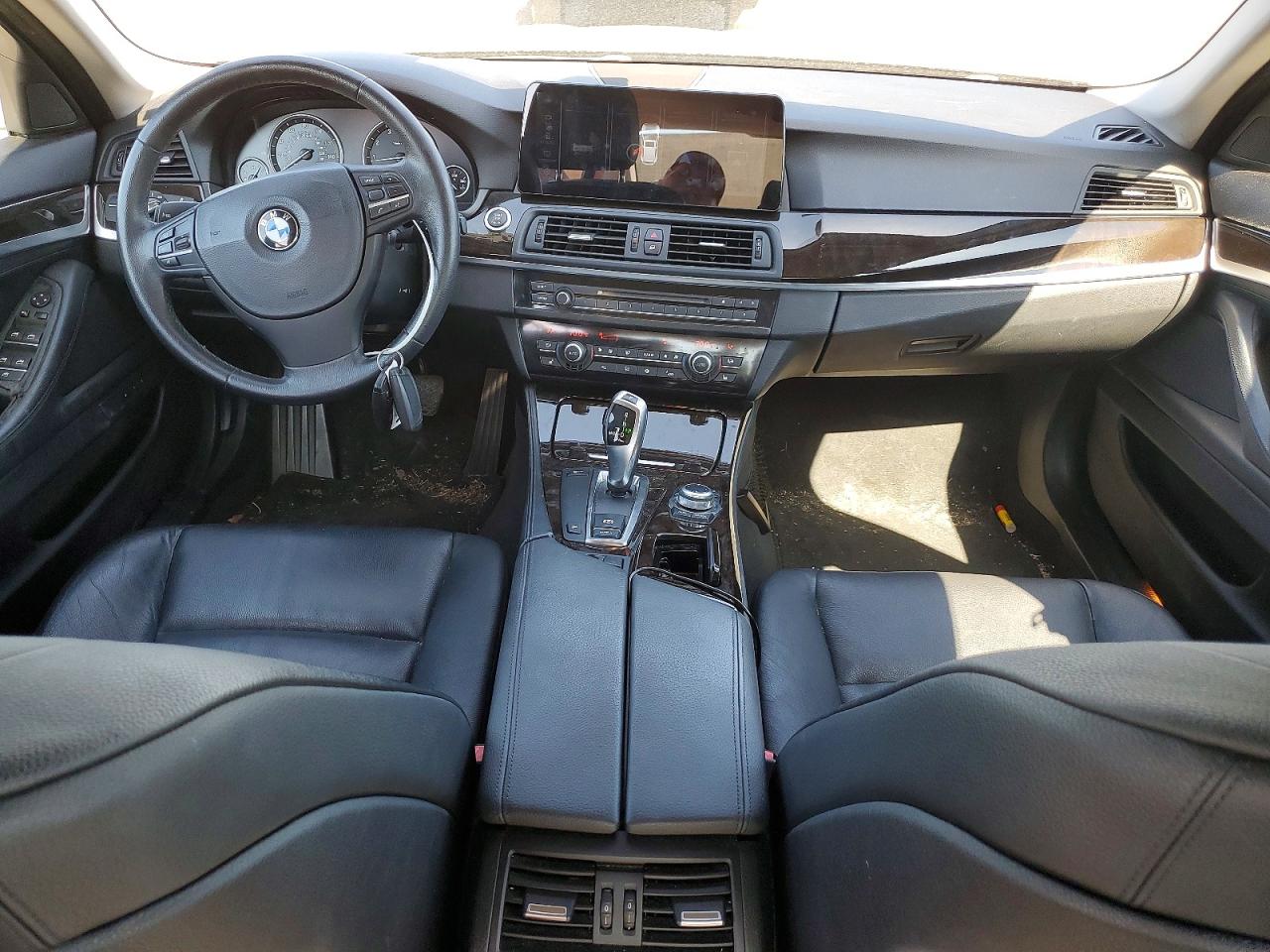 2011 BMW 535 XI photo 15