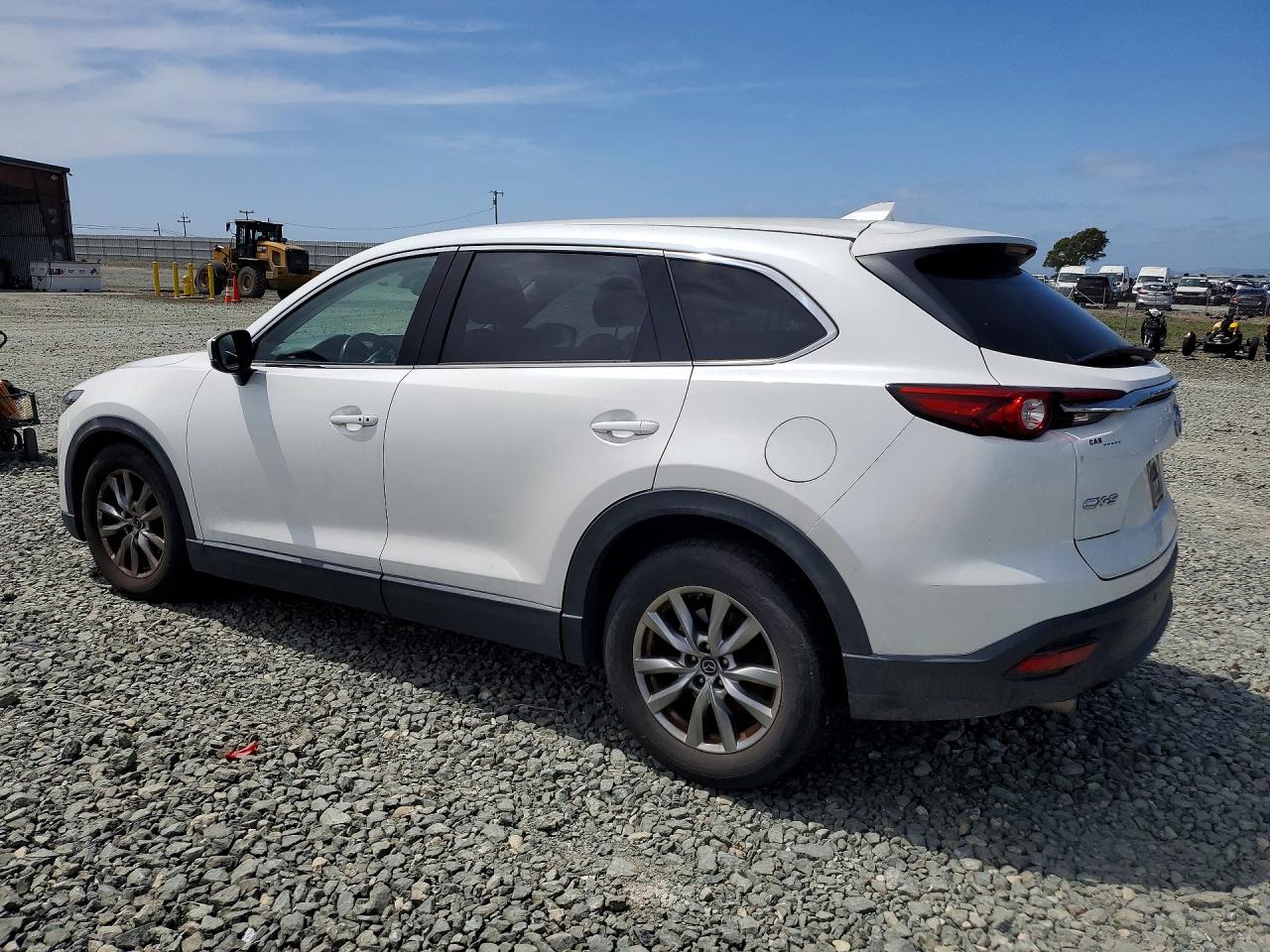 2018 MAZDA CX-9 TOURING photo 4