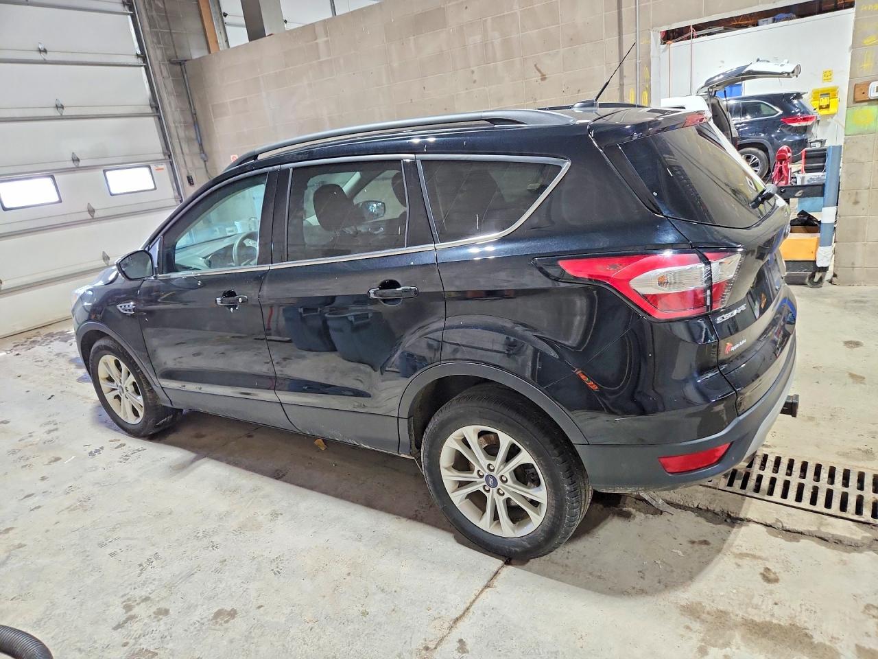 2018 FORD ESCAPE SE photo 3