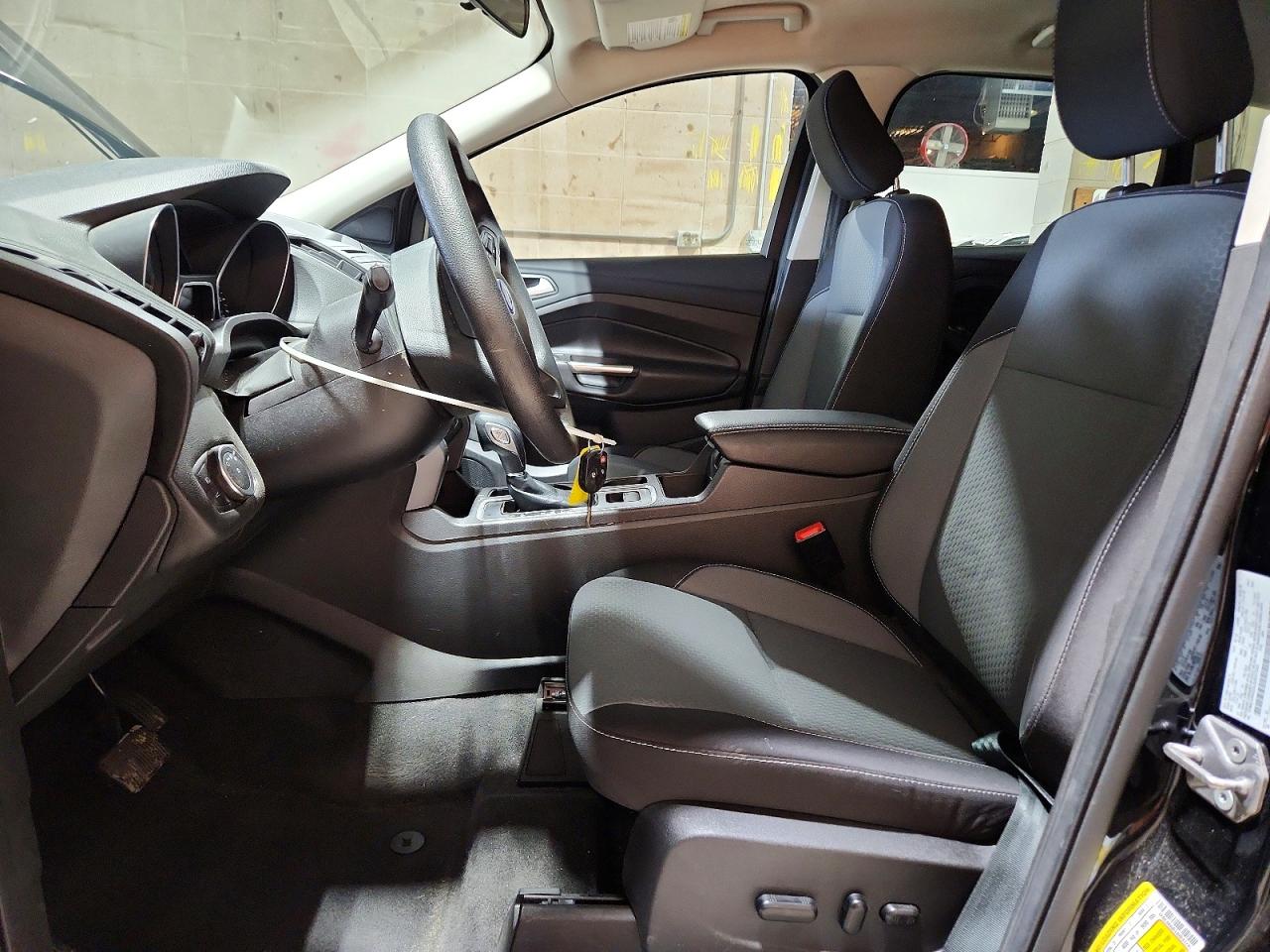 2018 FORD ESCAPE SE photo 13