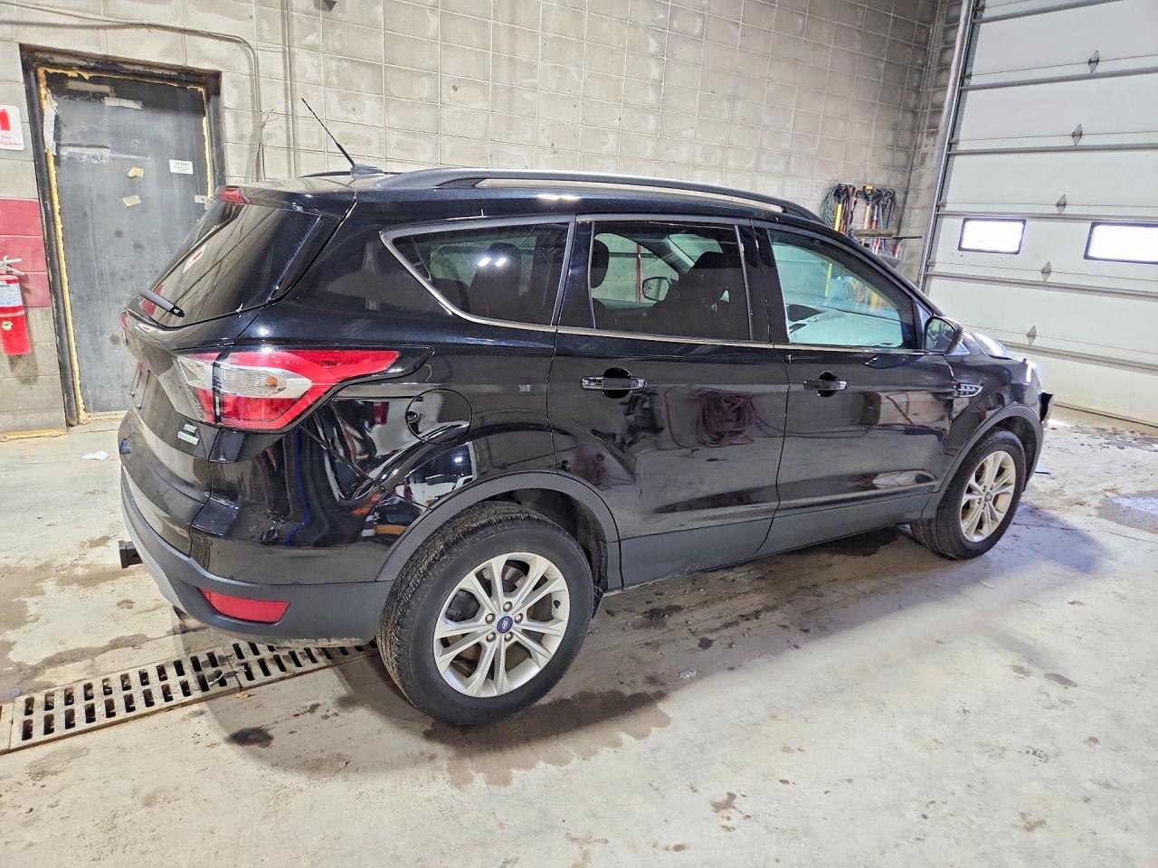 2018 FORD ESCAPE SE photo 5