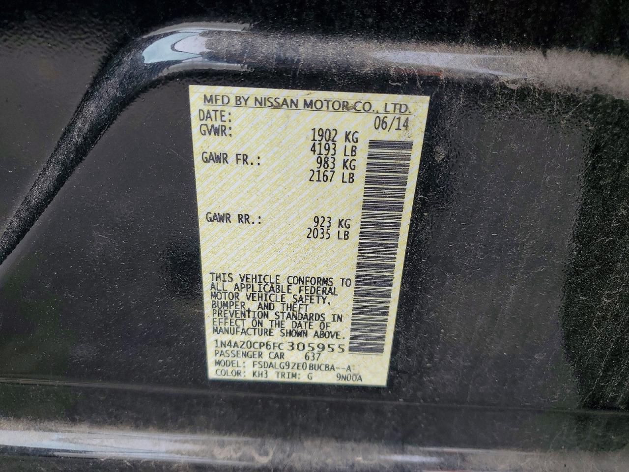 2015 NISSAN LEAF S photo 23