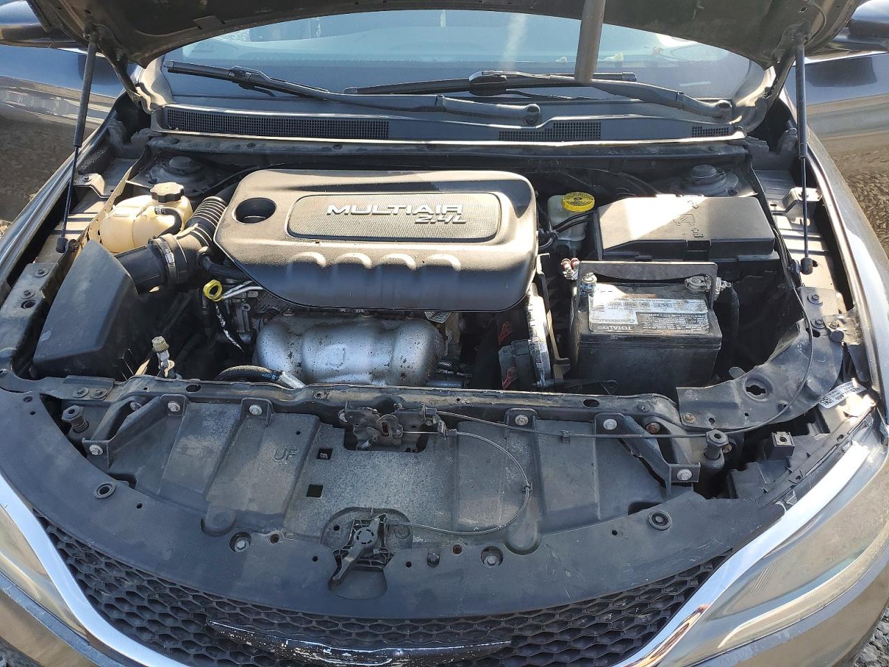 2015 CHRYSLER 200 LIMITED photo 31