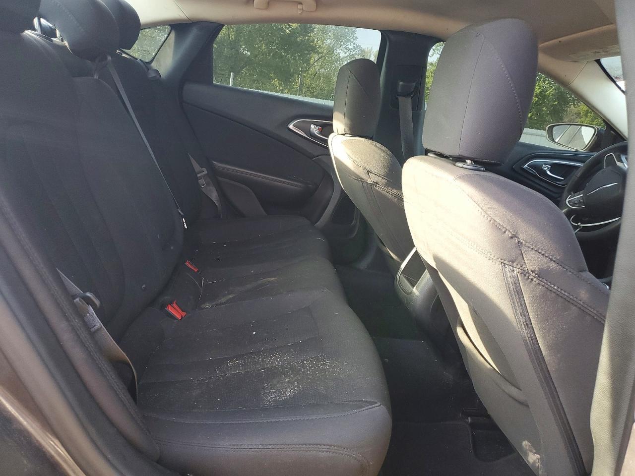 2015 CHRYSLER 200 LIMITED photo 28