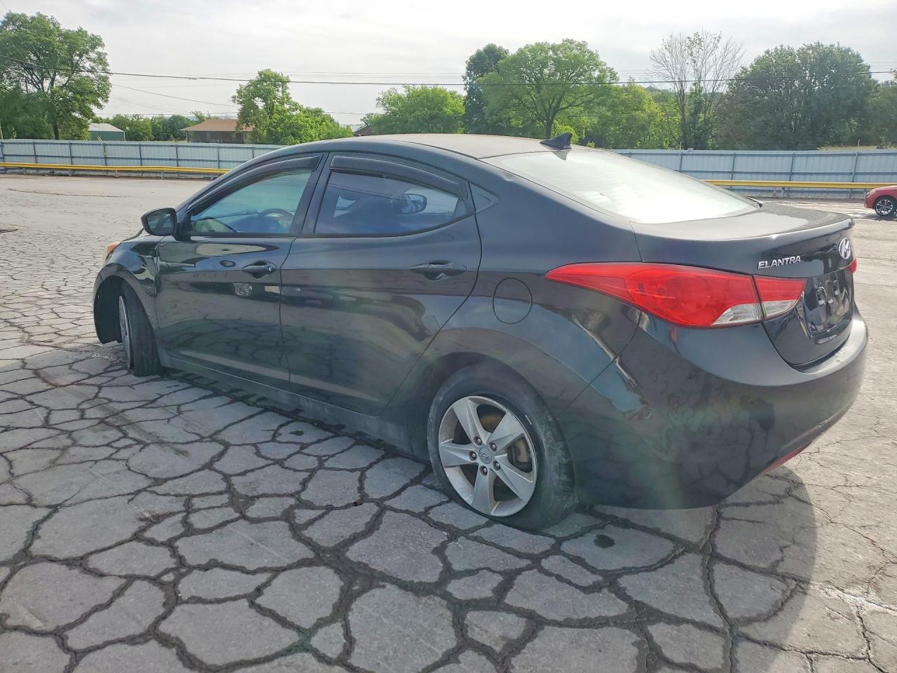 2013 HYUNDAI ELANTRA GLS photo 3