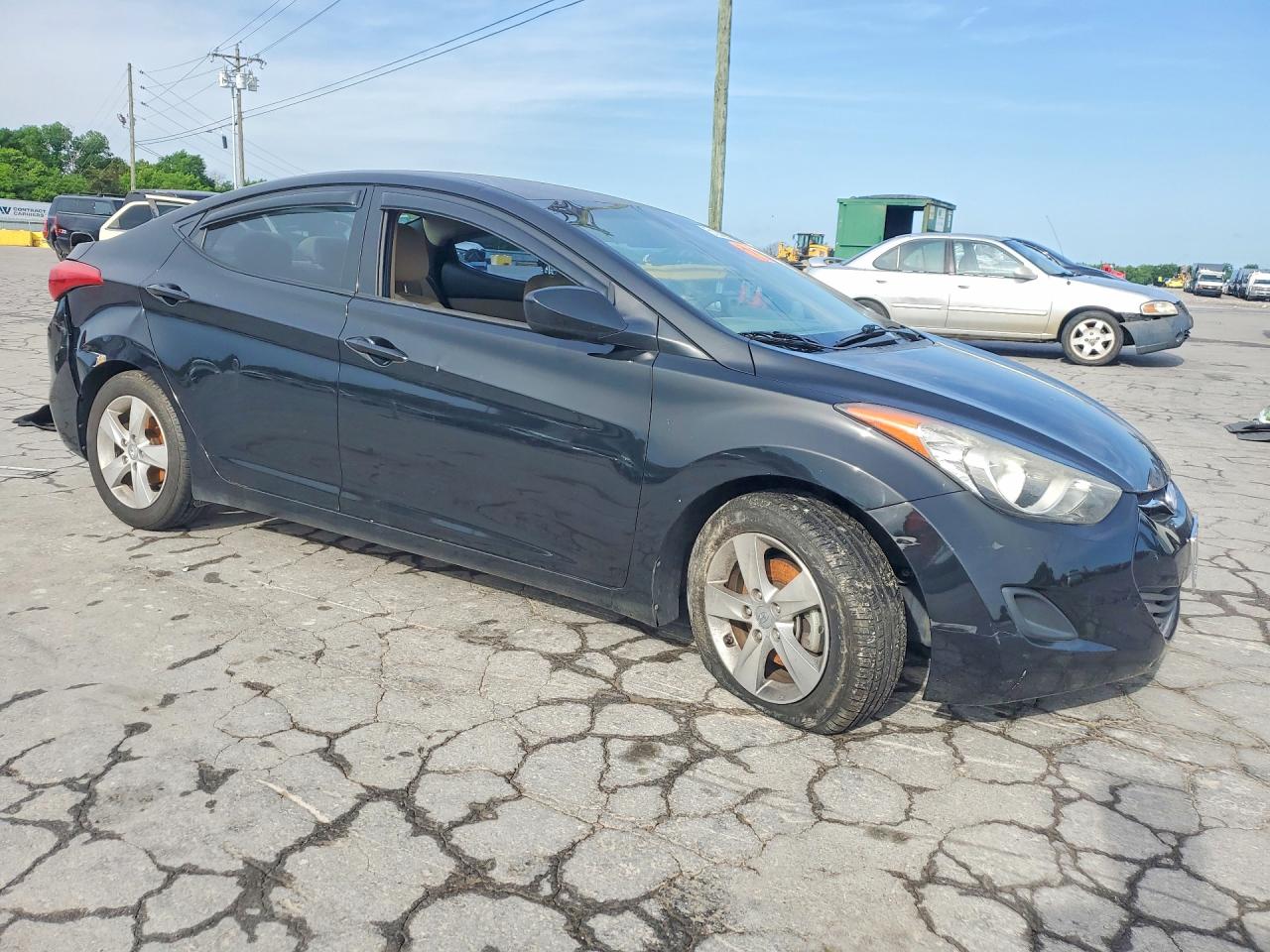 2013 HYUNDAI ELANTRA GLS photo 7
