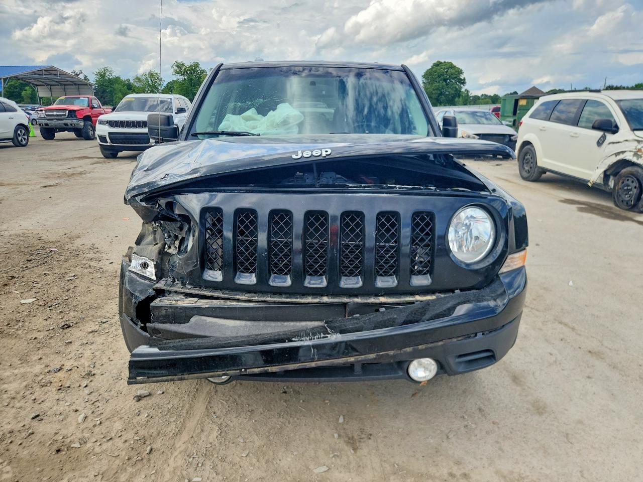 2017 JEEP PATRIOT LATITUDE photo 9