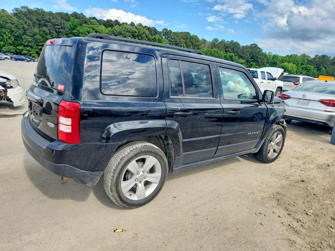 2017 JEEP PATRIOT LATITUDE photo 5