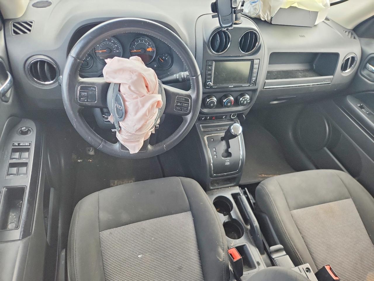 2017 JEEP PATRIOT LATITUDE photo 15