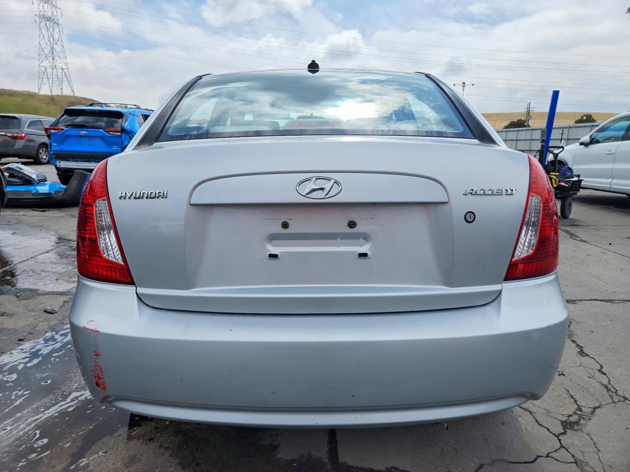 2010 HYUNDAI ACCENT GLS photo 16