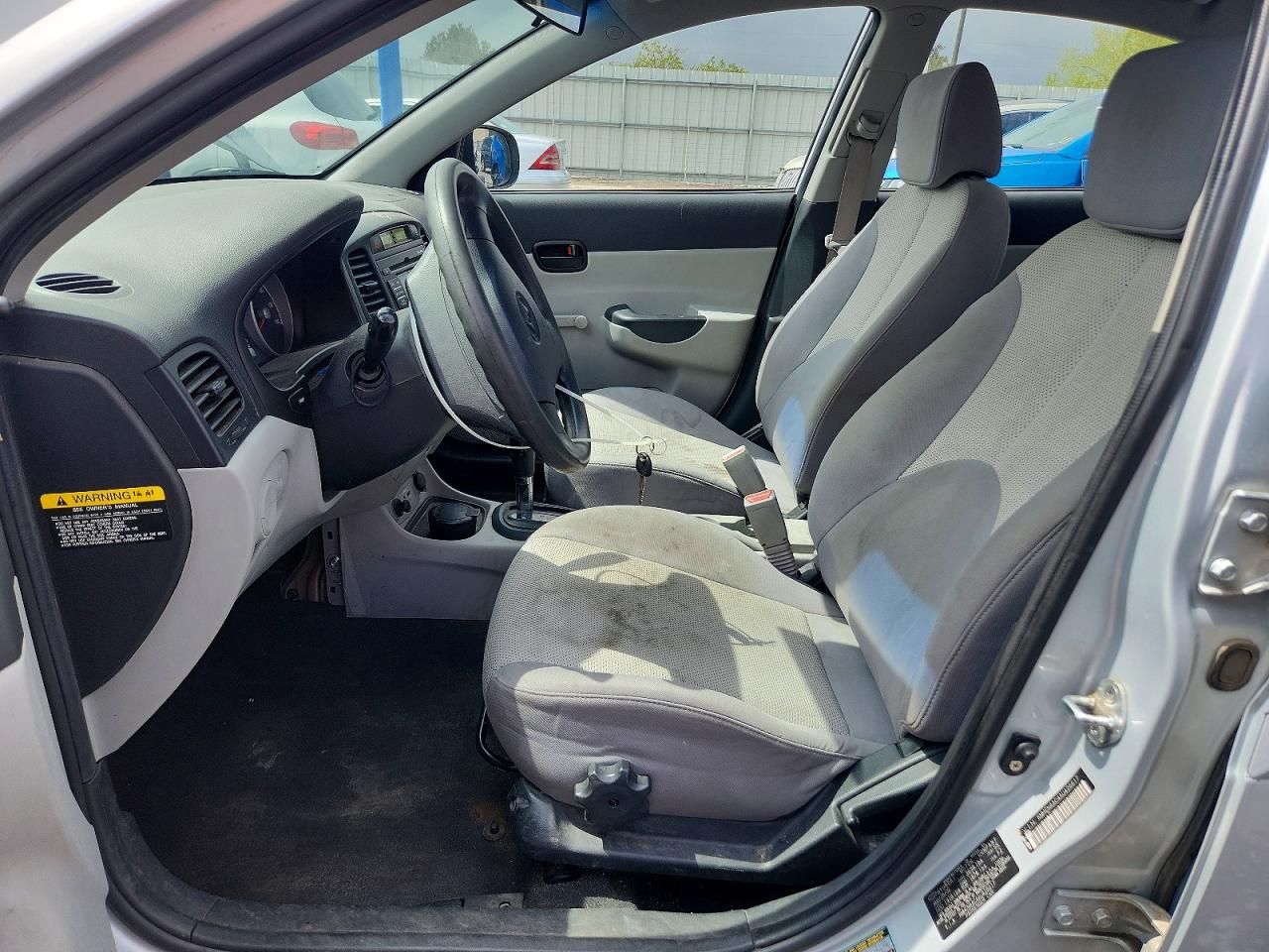 2010 HYUNDAI ACCENT GLS photo 19