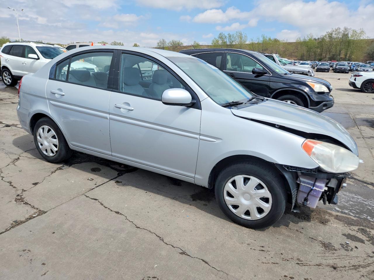 2010 HYUNDAI ACCENT GLS photo 10