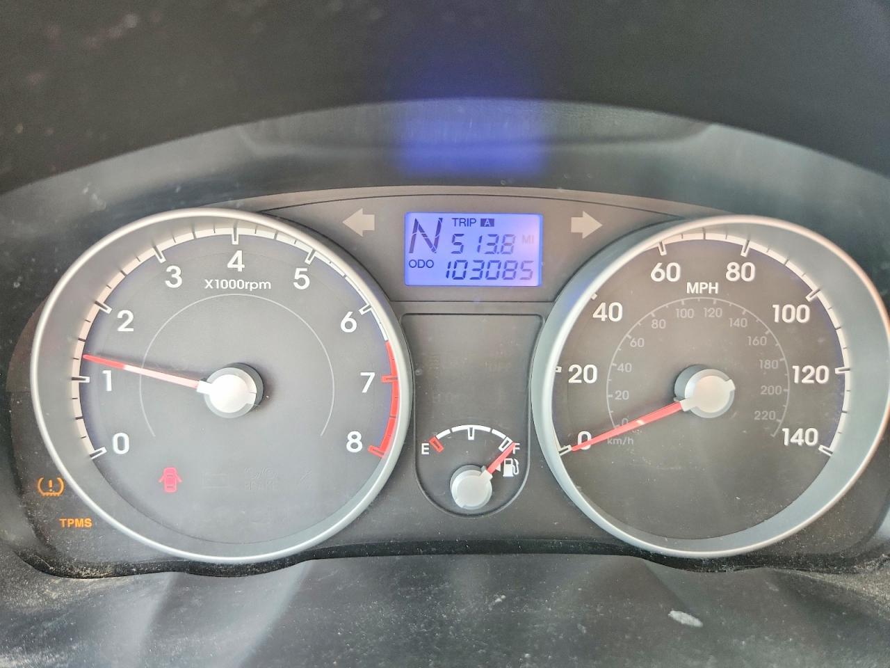 2010 HYUNDAI ACCENT GLS photo 25