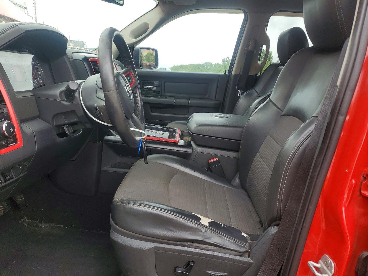 2010 DODGE RAM 1500 photo 13