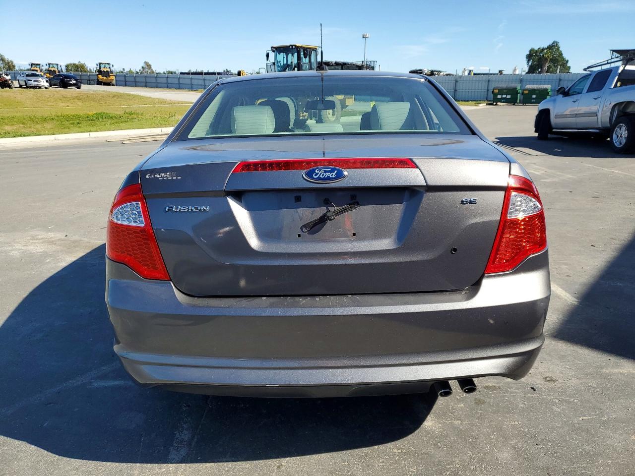 2011 FORD FUSION photo 16