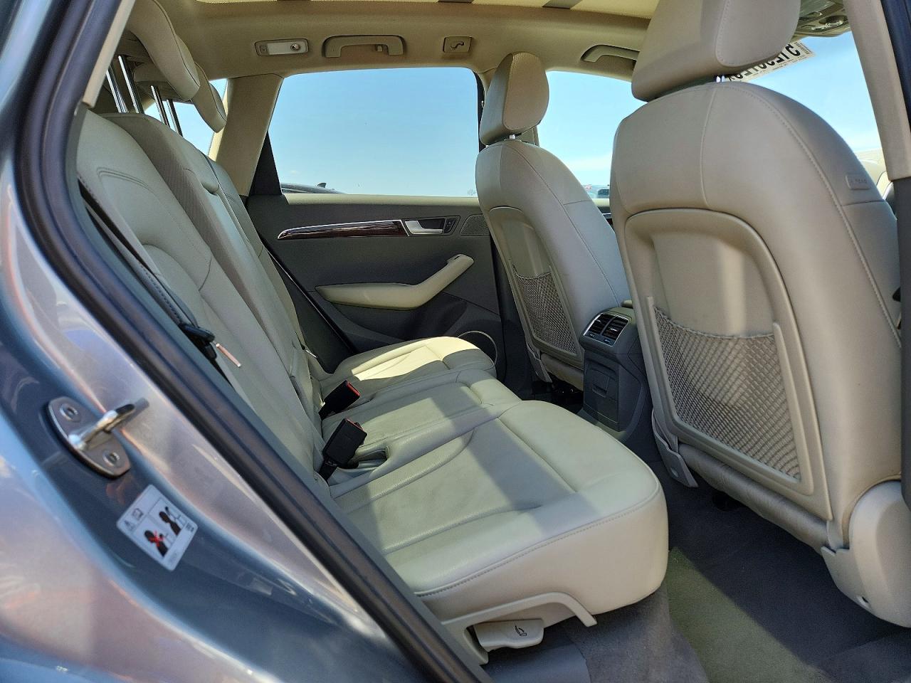 2010 AUDI Q5 PRESTIGE photo 31