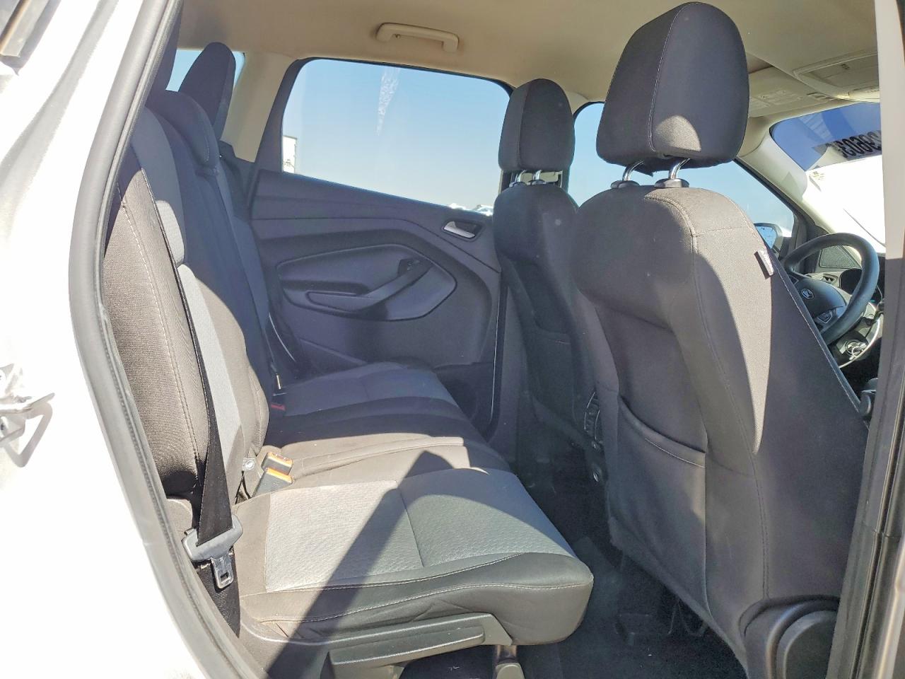2017 FORD ESCAPE SE photo 11