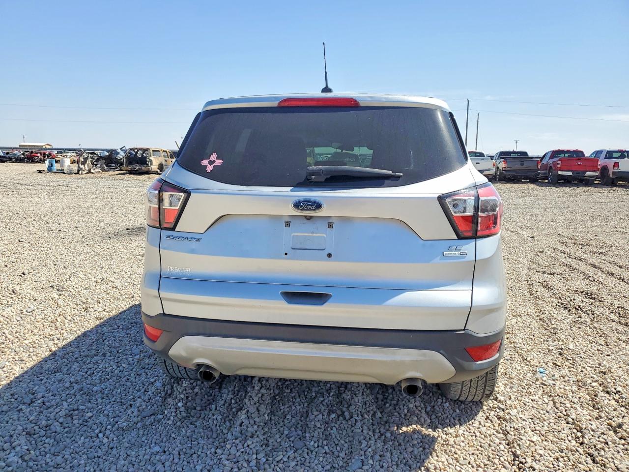 2017 FORD ESCAPE SE photo 6