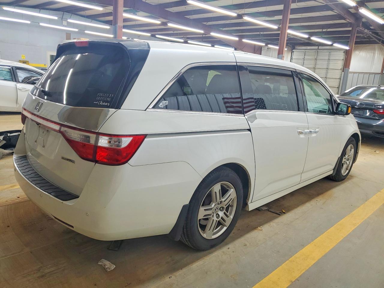 2012 HONDA ODYSSEY TOURING photo 3
