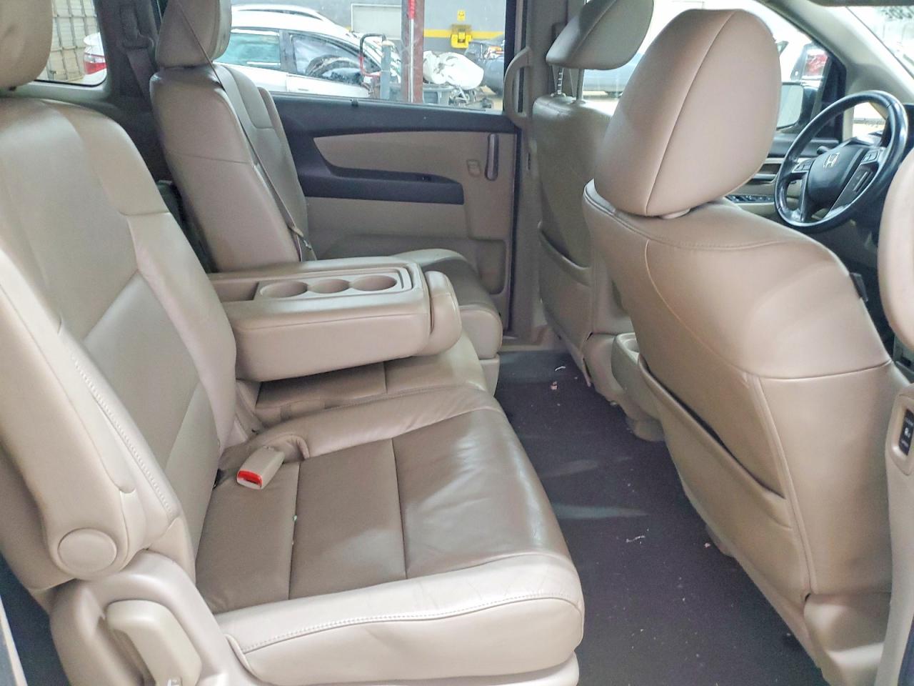 2012 HONDA ODYSSEY TOURING photo 11