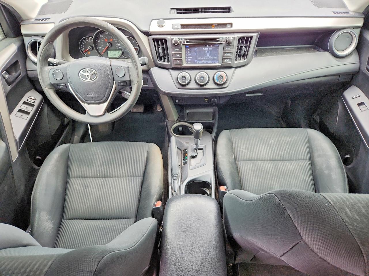 2016 TOYOTA RAV4 LE photo 22