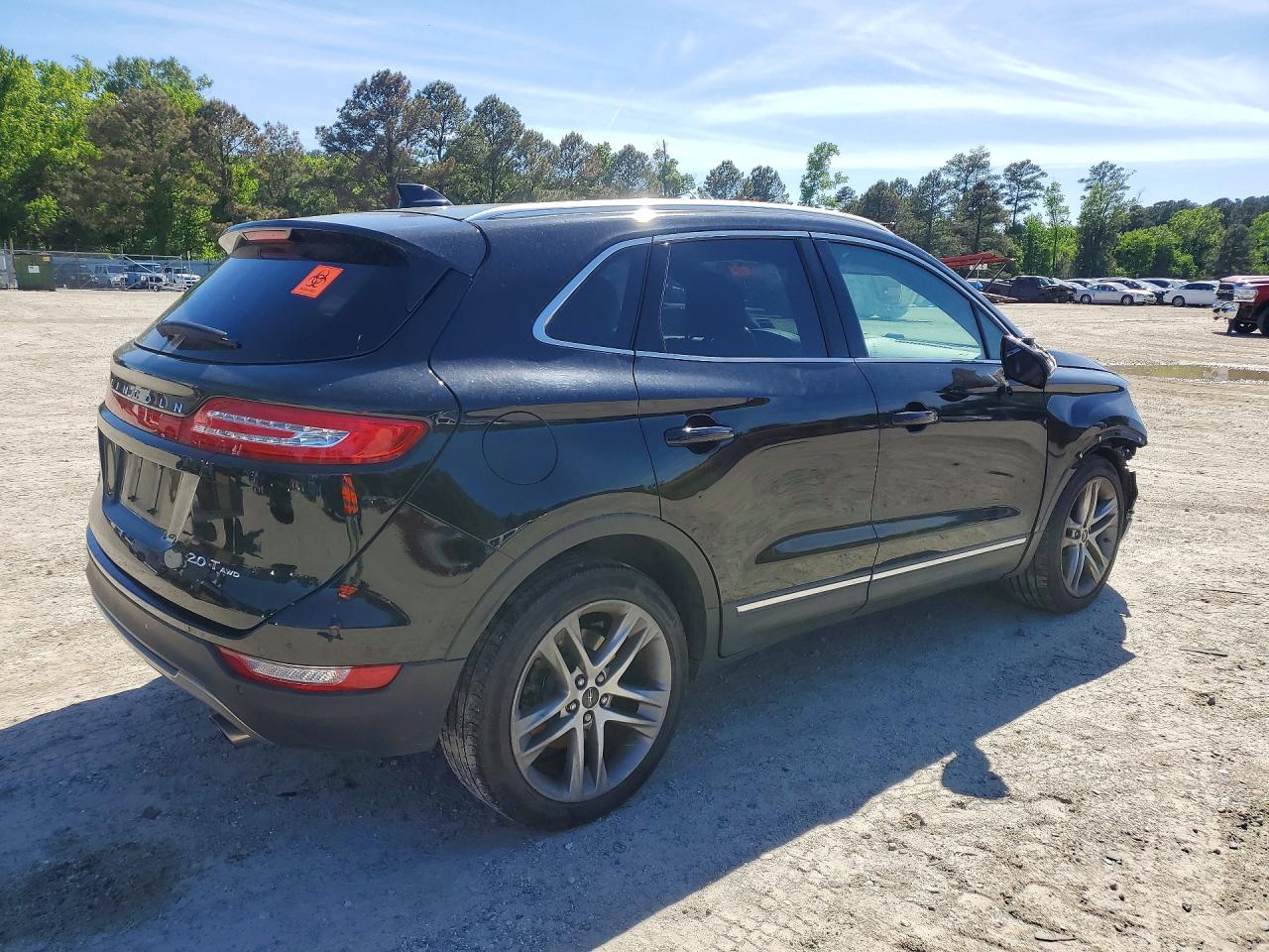 2017 LINCOLN MKC RESERVE photo 7