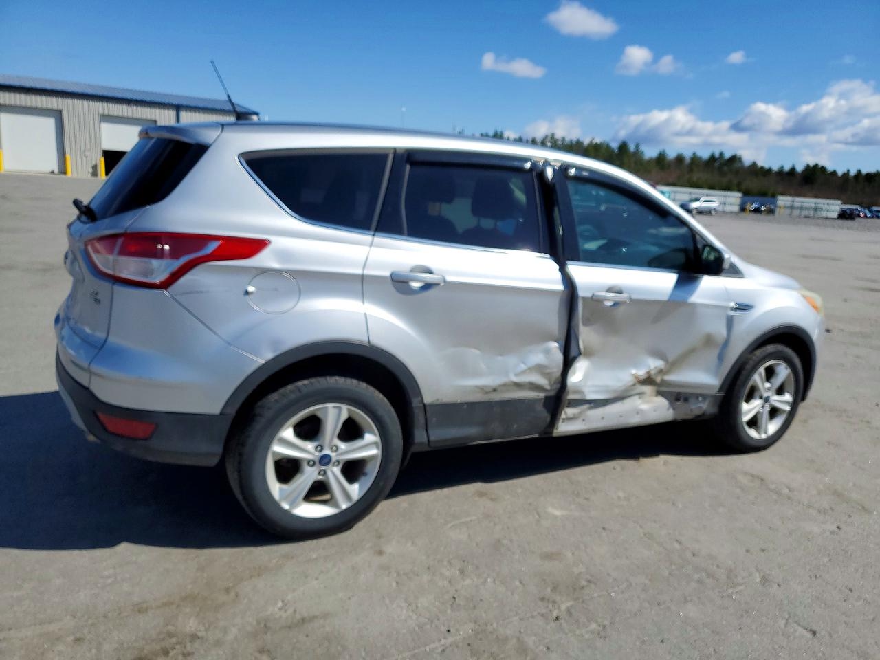 2015 FORD ESCAPE SE photo 5