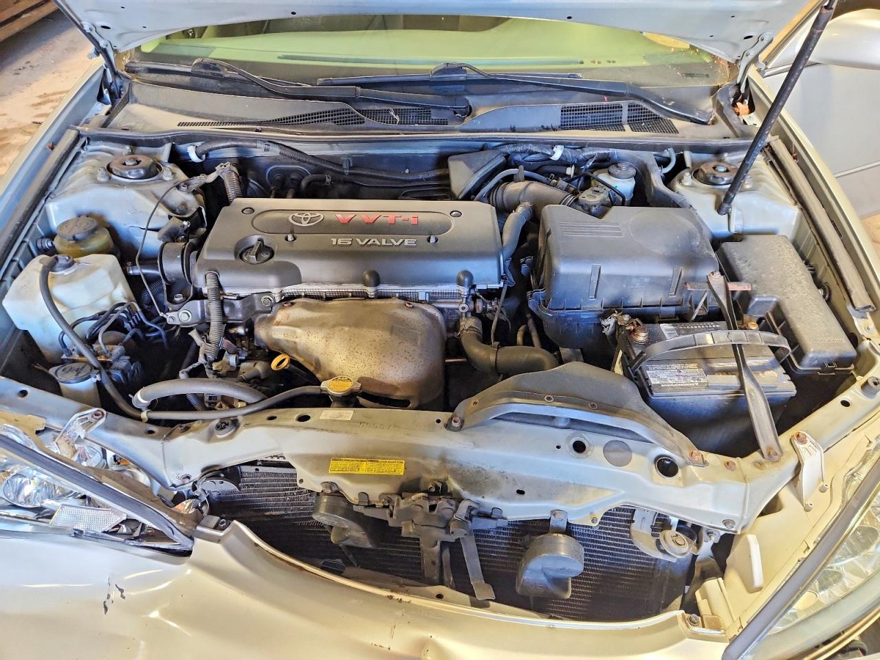 2006 TOYOTA CAMRY XLE photo 11