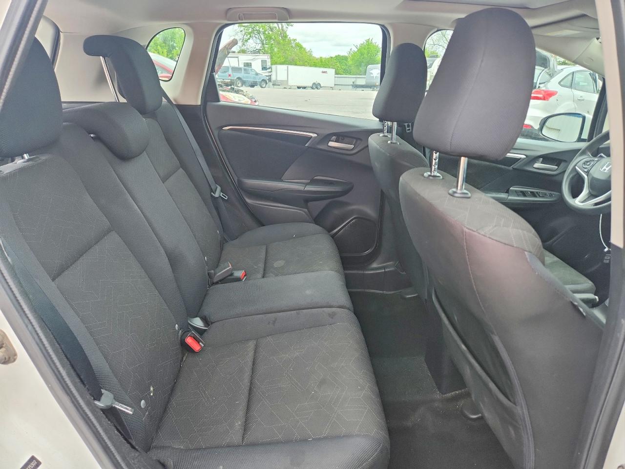2015 HONDA FIT EX photo 31