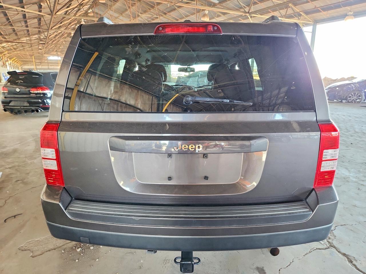 2015 JEEP PATRIOT SPORT photo 16