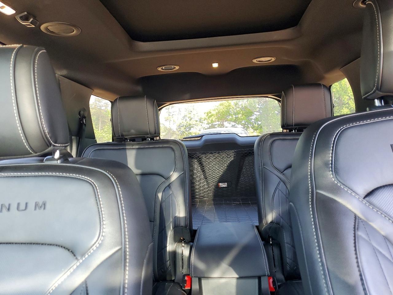 2018 FORD EXPLORER PLATINUM photo 28