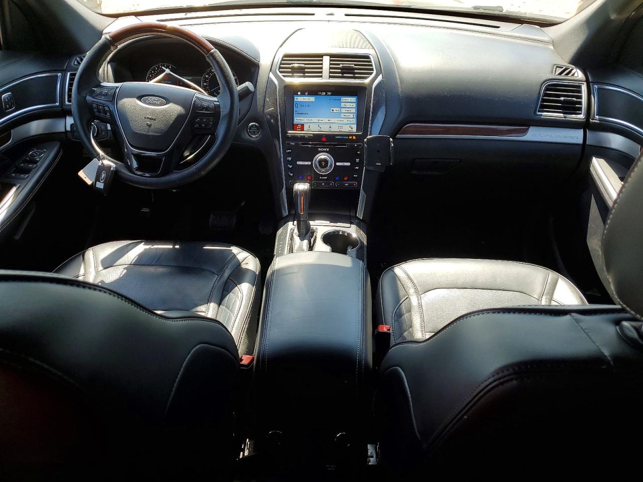 2018 FORD EXPLORER PLATINUM photo 22