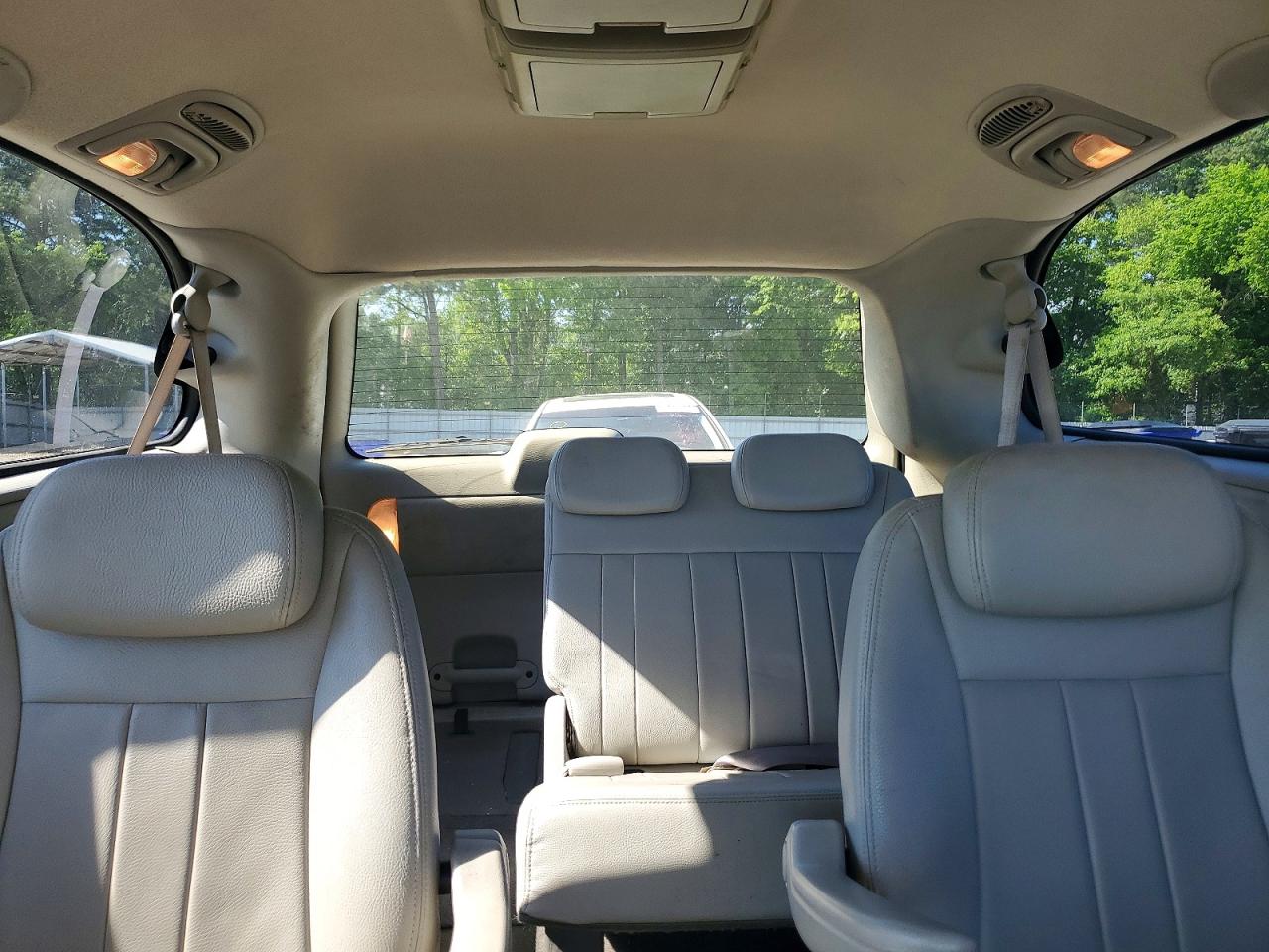 2007 CHRYSLER TOWN & COUNTRY TOURING photo 19