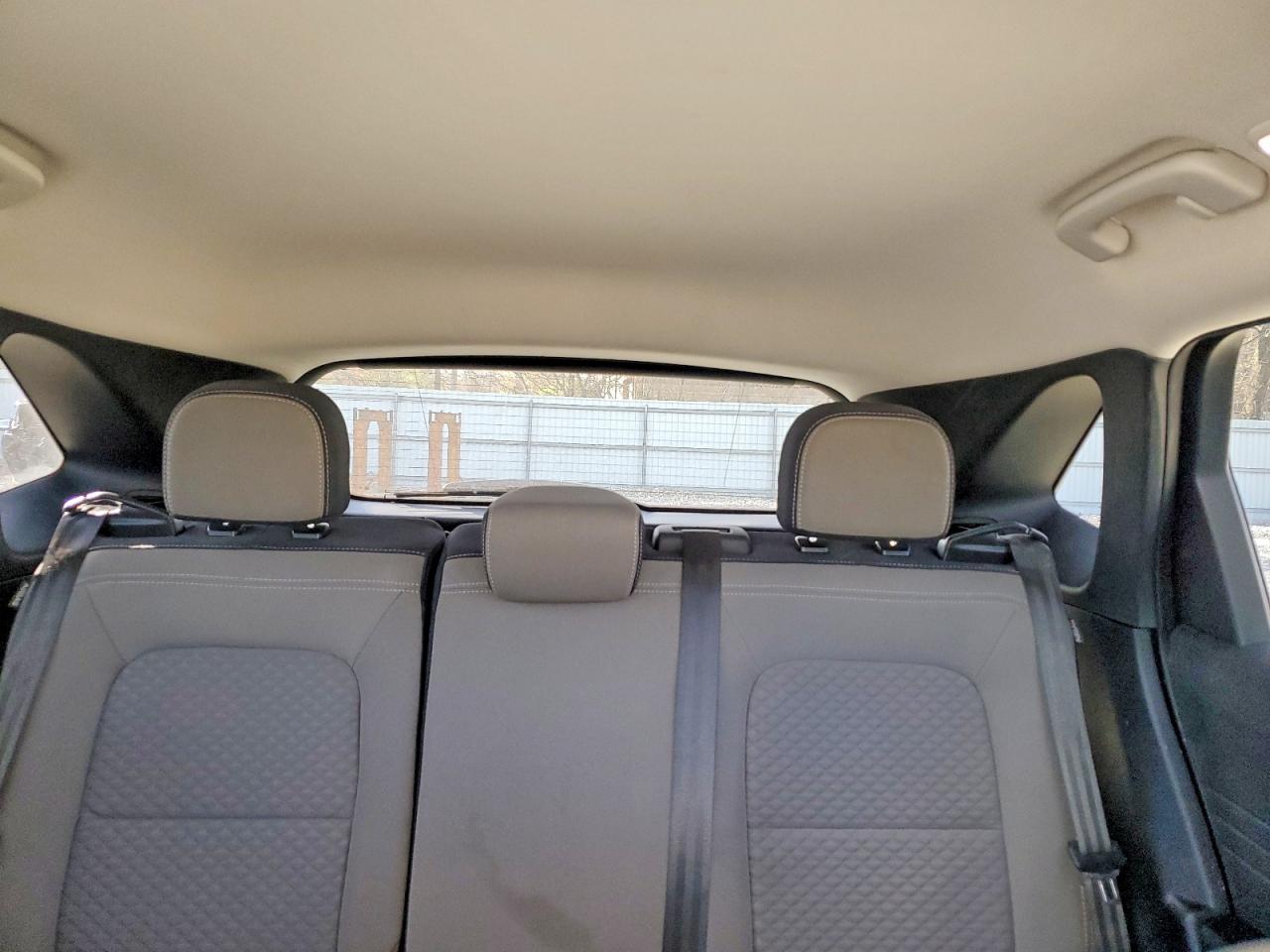 2022 FORD ESCAPE SE photo 19