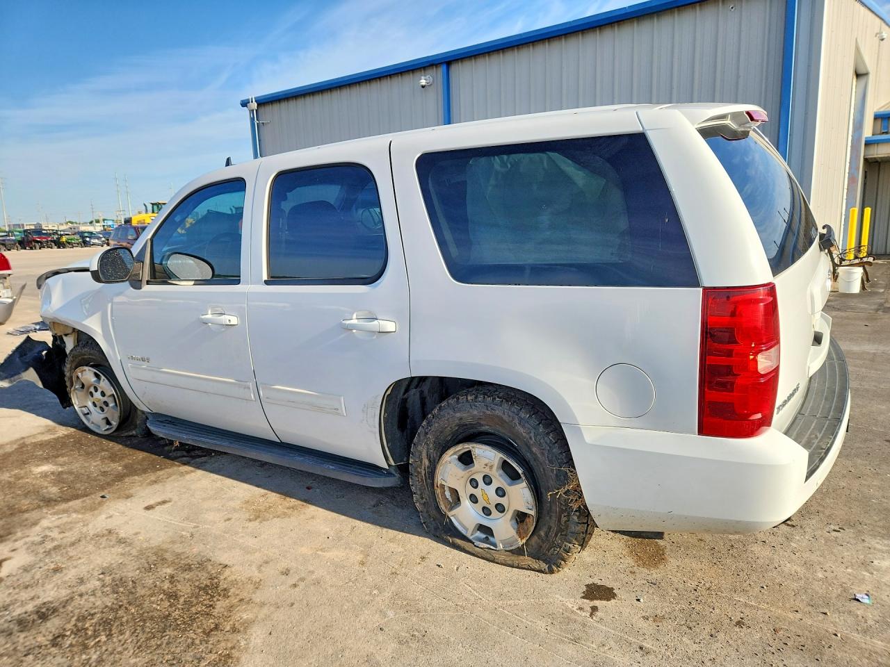 2012 CHEVROLET TAHOE K1500 LS photo 4