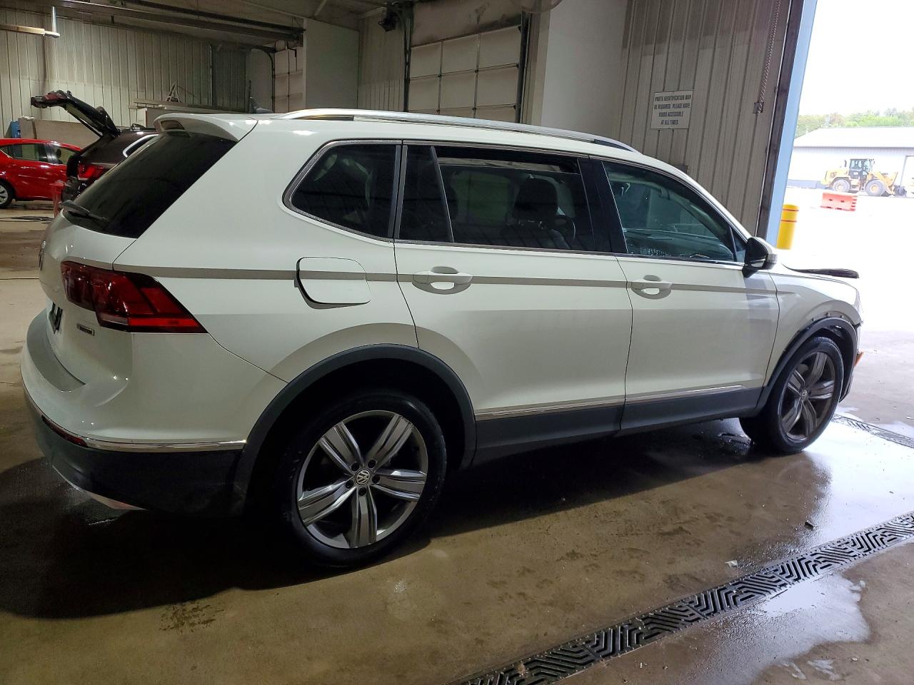 2020 VOLKSWAGEN TIGUAN SE photo 5