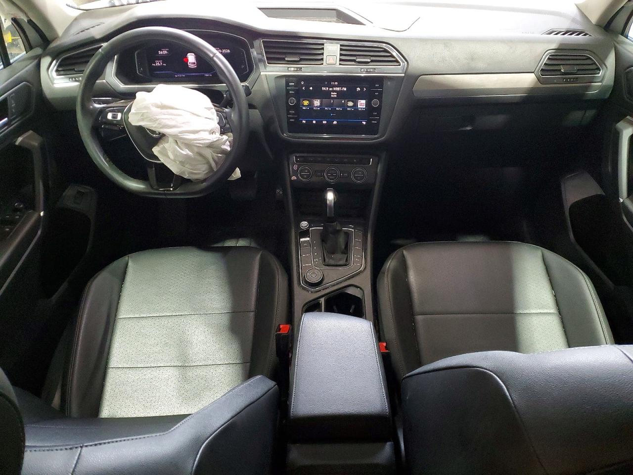 2020 VOLKSWAGEN TIGUAN SE photo 15