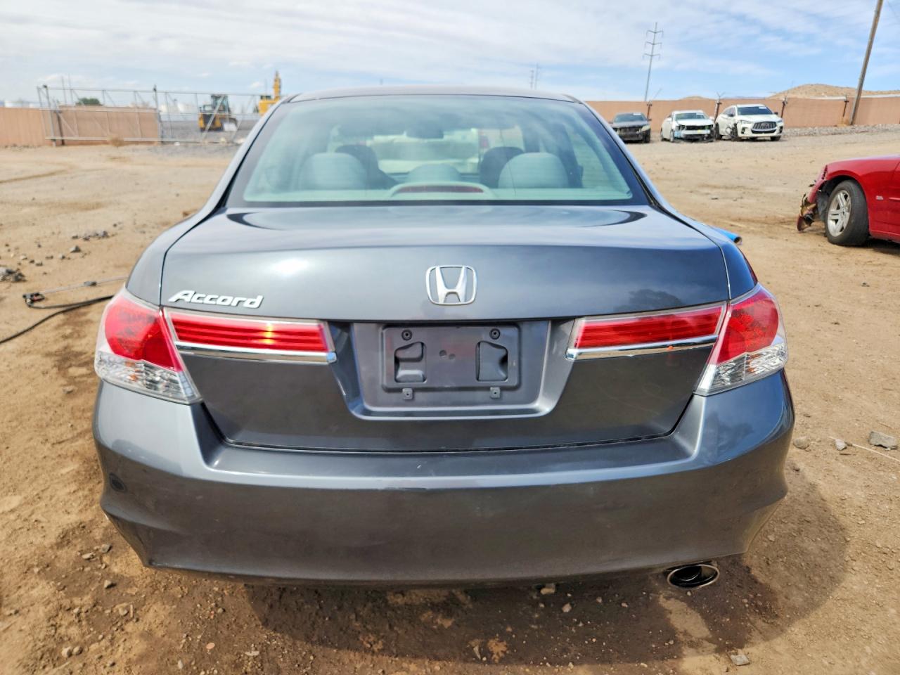 2012 HONDA ACCORD LX photo 11