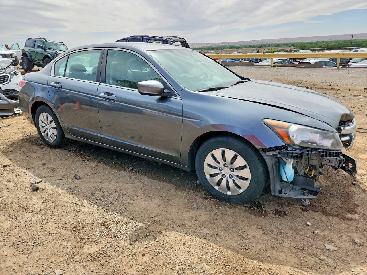 2012 HONDA ACCORD LX photo 7