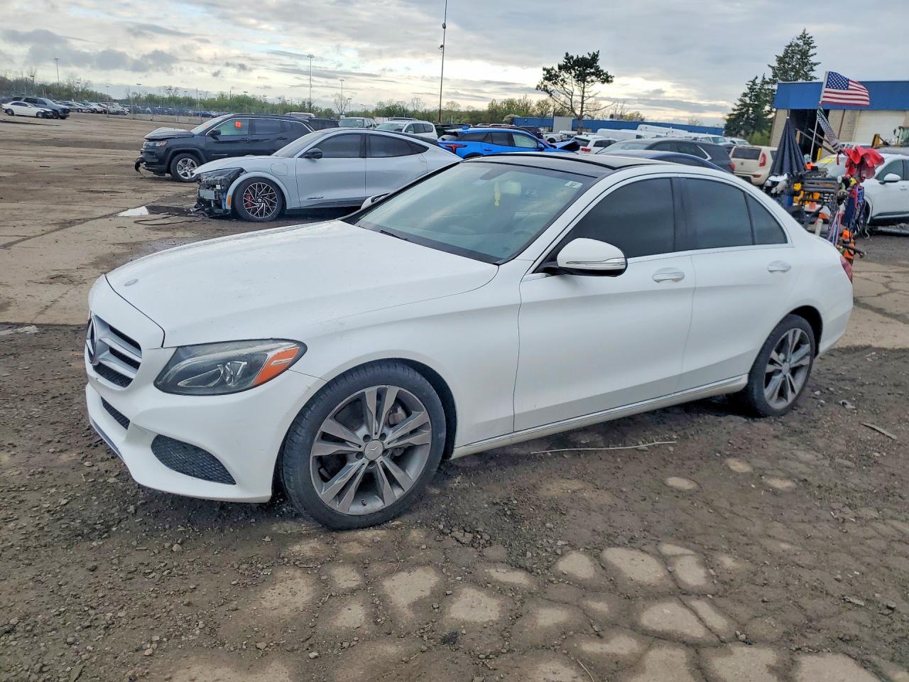 2015 MERCEDES-BENZ C
