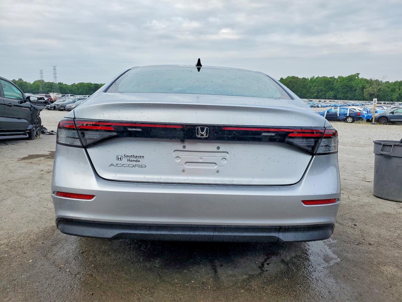 2025 HONDA ACCORD SE photo 16