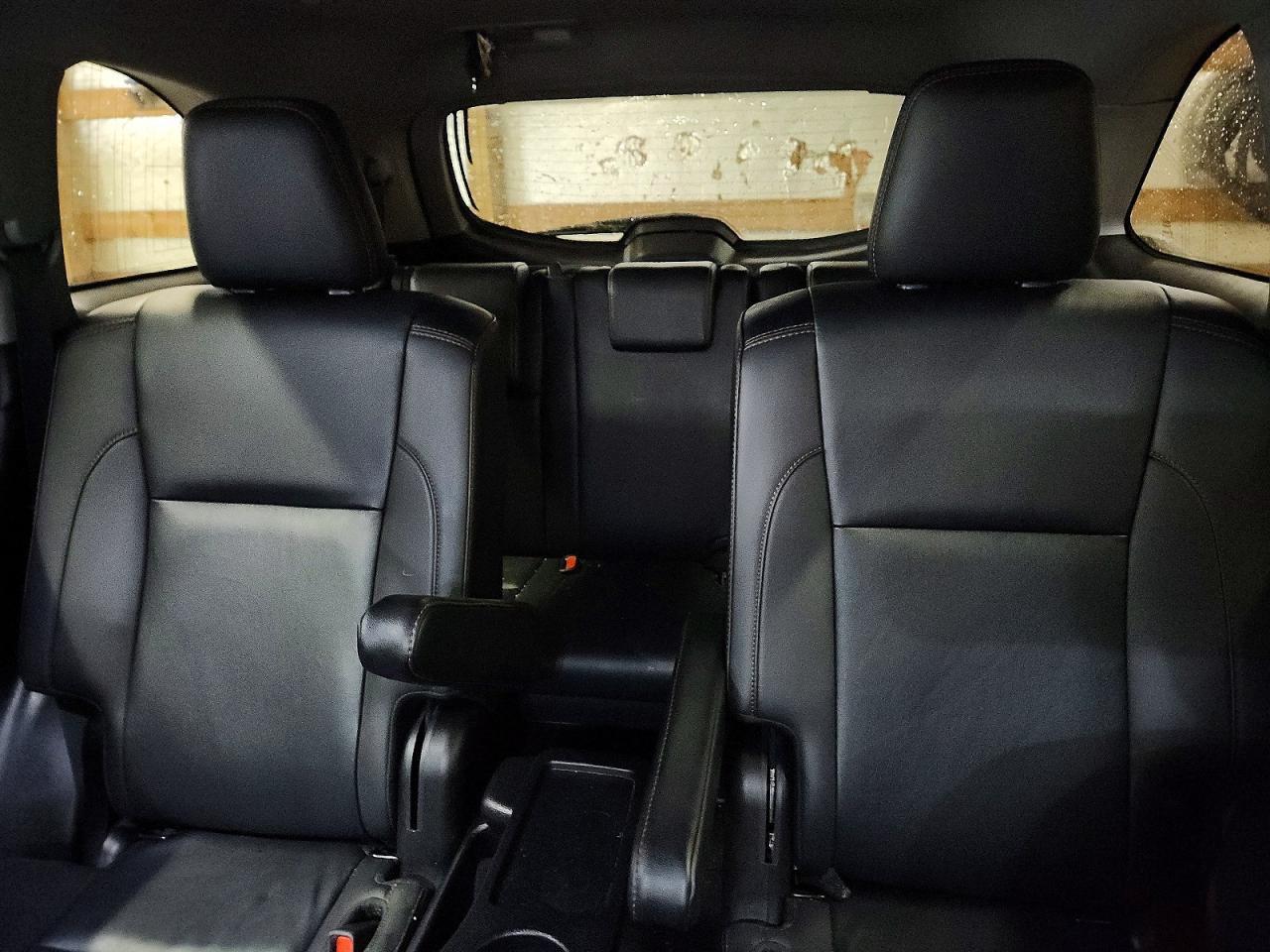 2019 TOYOTA HIGHLANDER XLE photo 28