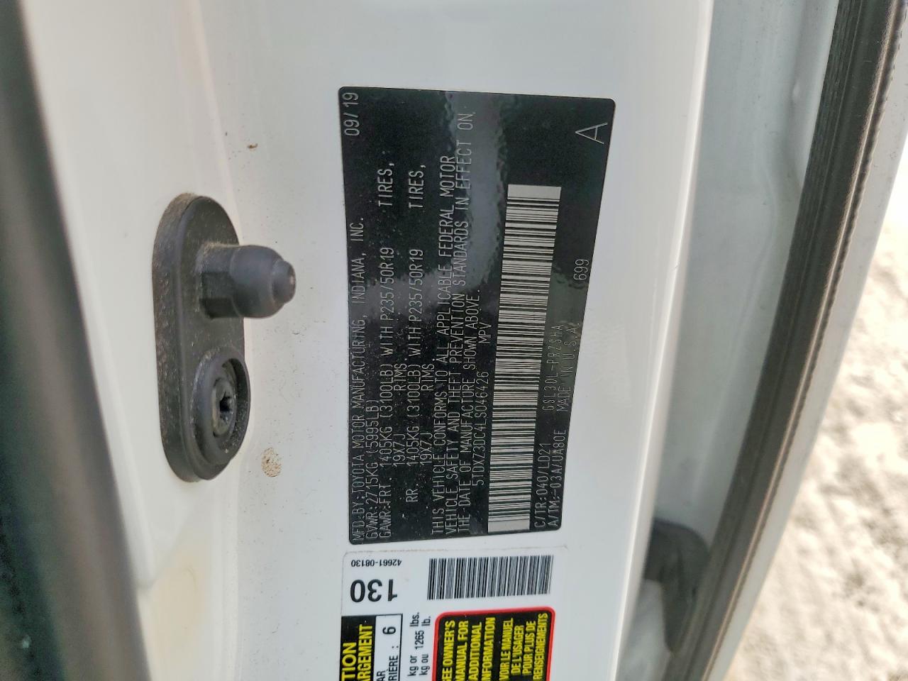 2020 TOYOTA SIENNA SE 8-PASSENGER photo 25